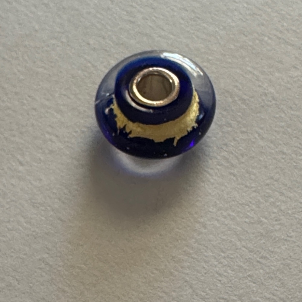 Glass Troll Bead